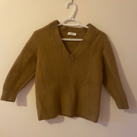 Babaton Sweaters - Aritzia Babaton 100% Merino Wool Sweater V Neck